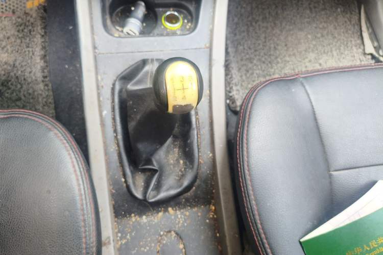 Used FAW Senya S80 2014 1.3L Manual 5-Seater Classic Edition Gear Lever