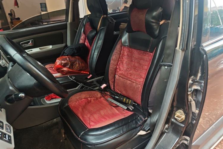 Used FAW Senya S80 2014 1.5L Automatic 7-Seater Supreme Navigation Edition Left Front Seat