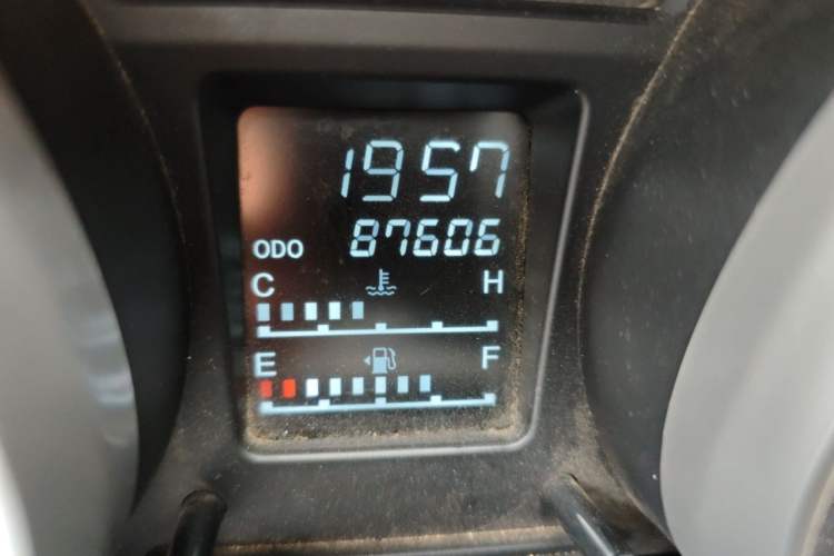 Used FAW Senya S80 2014 1.5L Manual 7-Seater Classic Edition Odometer Close Up