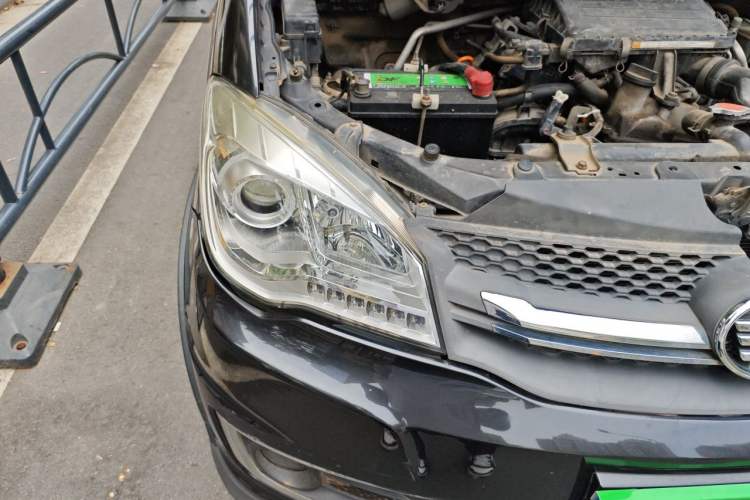 Used FAW Senya S80 2014 1.5L Manual 7-Seater Classic Edition Right Front Headlight
