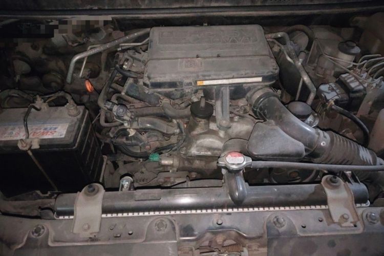 Used FAW Senya S80 2014 1.5L Manual 7-Seater Classic Edition Engine Bay