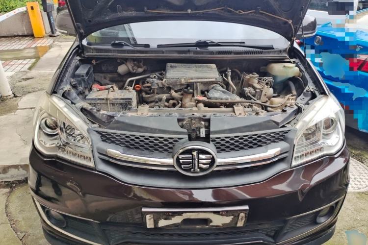 Used FAW Senya S80 2014 1.5L Manual 7-Seater Classic Edition Engine Bay