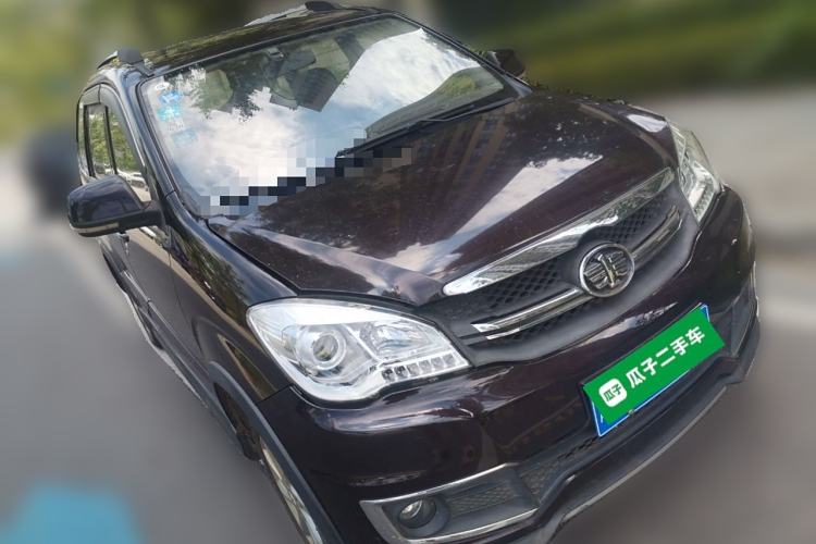 Used FAW Senya S80 2014 1.5L Manual 7-Seater Classic Edition Front Right 45 Deg