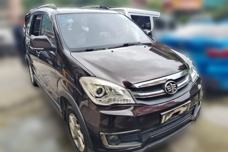 Used FAW Senya S80 2014 1.5L Manual 7-Seater Classic Edition Front Right 45 Deg