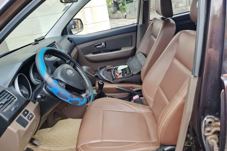 Used FAW Senya S80 2014 1.5L Manual 7-Seater Classic Edition Left Front Seat