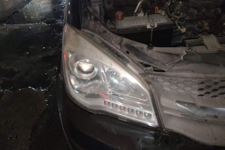 Used FAW Senya S80 2014 1.5L Manual 7-Seater Classic Edition Right Front Headlight