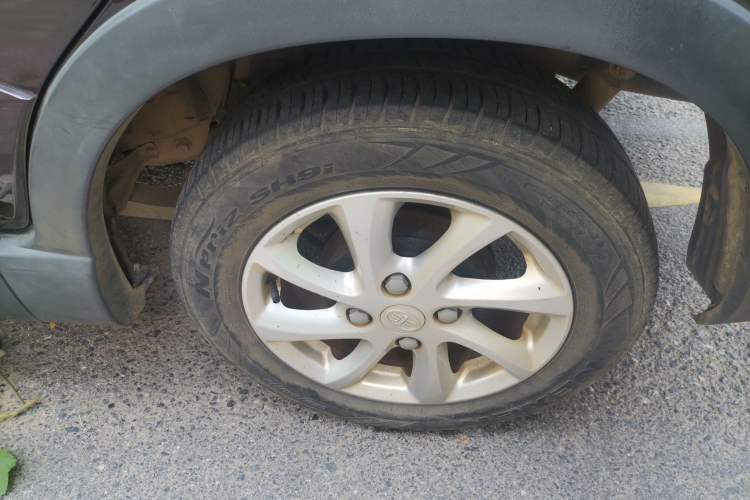 Used FAW Senya S80 2014 1.5L Manual 7-Seater Classic Edition Right Front Wheel Hub
