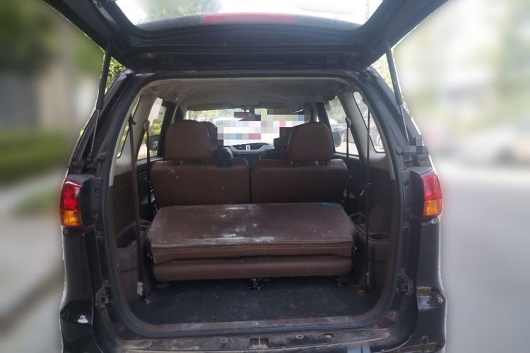 Used FAW Senya S80 2014 1.5L Manual 7-Seater Classic Edition Trunk