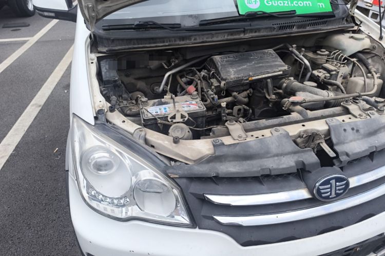 Used FAW Senya S80 2014 1.3L Manual 5-Seater Classic Edition Engine Bay Right