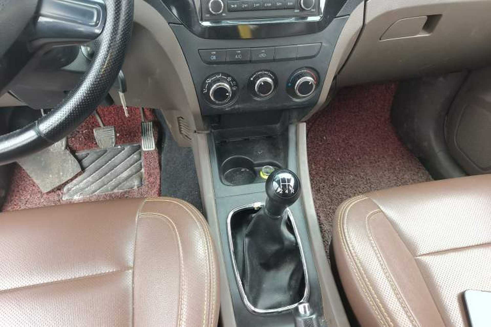 Used FAW Senya S80 2014 1.5L Manual 5-Seater Classic Edition Gear Lever
