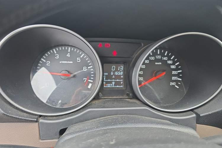 Used FAW Senya S80 2014 1.5L Manual 7-Seater Classic Edition Instrument Cluster