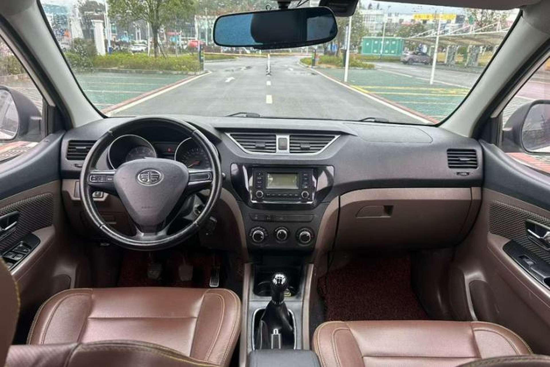 Used FAW Senya S80 2014 1.5L Manual 5-Seater Classic Edition Interior 1