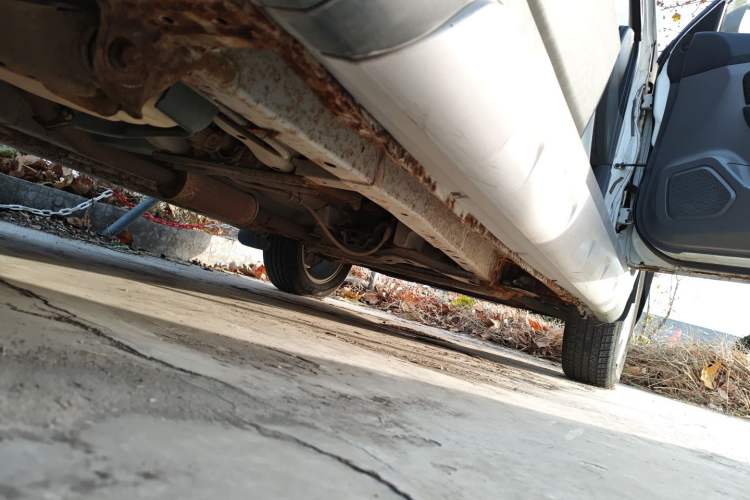 Used FAW Senya S80 2014 1.3L Manual 5-Seater Classic Edition Right Side Sill