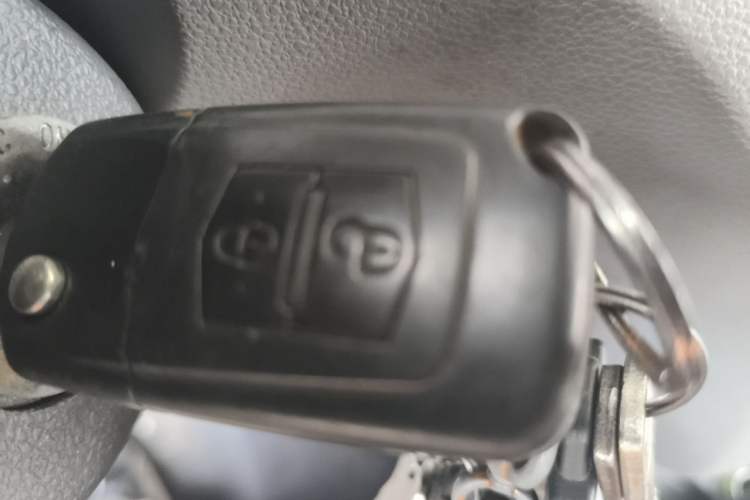 Used FAW Senya S80 2014 1.3L Manual 5-Seater Classic Edition Vehicle Key