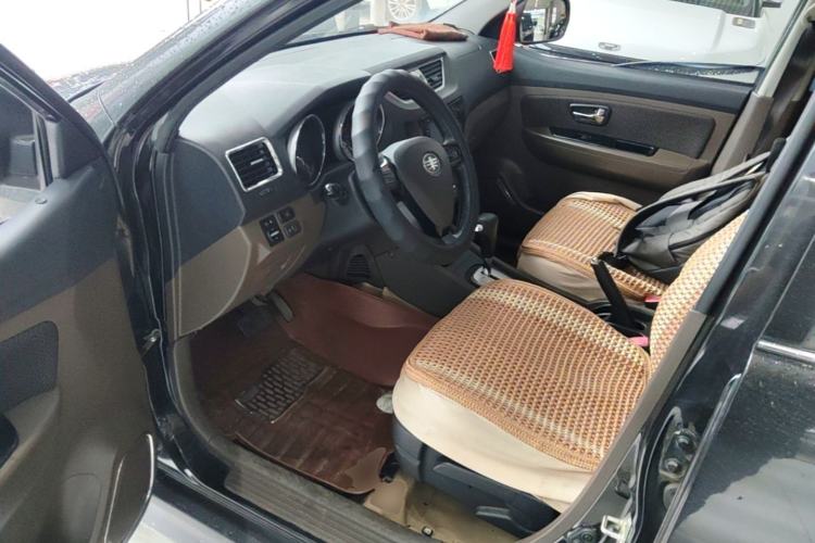 Used FAW Senya S80 2015 1.5L Automatic 5-Seat Urban Edition Driver Seat