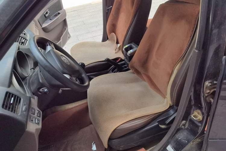 Used FAW Senya S80 2015 1.5L Manual 5-Seater Urban Edition Left Front Seat