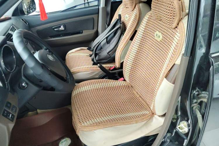 Used FAW Senya S80 2015 1.5L Automatic 5-Seat Urban Edition Left Front Seat