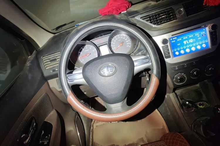 Used FAW Senya S80 2015 1.3L Manual 7-Seater Standard Edition Steering Wheel
