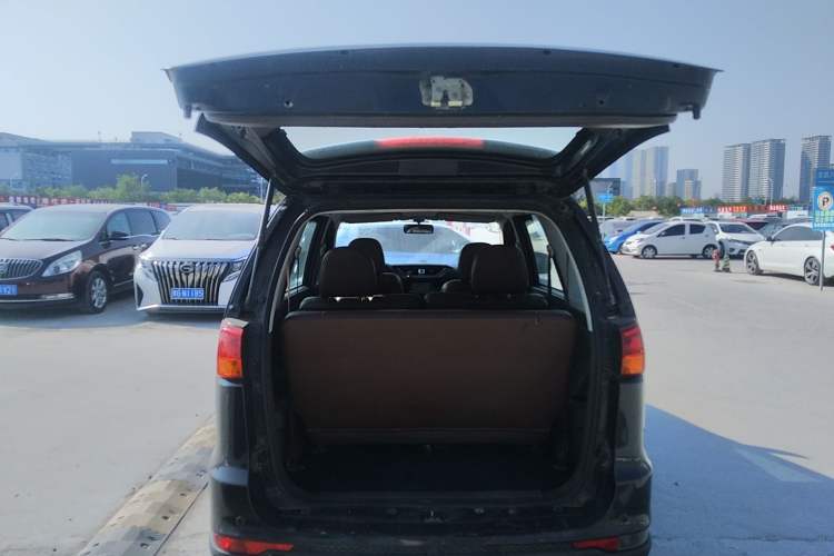 Used FAW Senya S80 2015 1.5L Manual 7-Seater Urban Edition Trunk