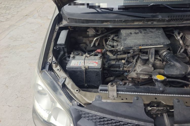 Used FAW Senya S80 2015 1.5L Manual 7-Seater Urban Edition Engine Bay Right