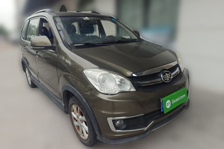 Used FAW Senya S80 2015 1.5L Manual 7-Seater Urban Edition Front Right 45 Deg