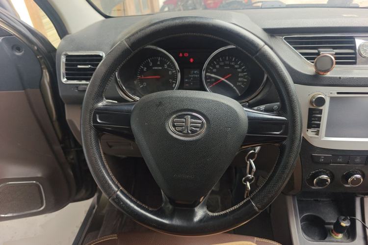 Used FAW Senya S80 2015 1.5L Manual 7-Seater Urban Edition Steering Wheel
