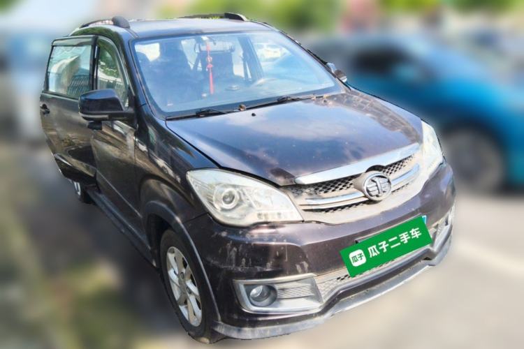 Used FAW Senya S80 2015 1.5L Manual 7-Seater Urban Edition Front Right 45 Deg