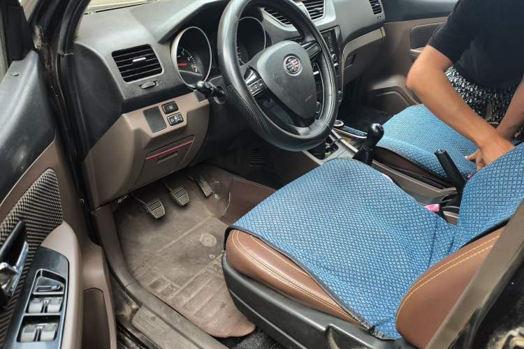 Used FAW Senya S80 2015 1.5L Manual 5-Seater Urban Edition Left Front Seat
