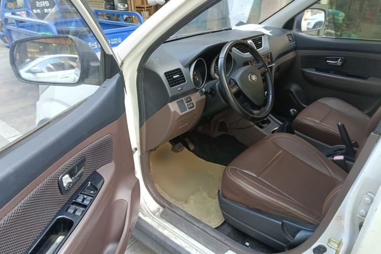 Used FAW Senya S80 2015 1.5L Manual 5-Seater Urban Edition Driver Seat