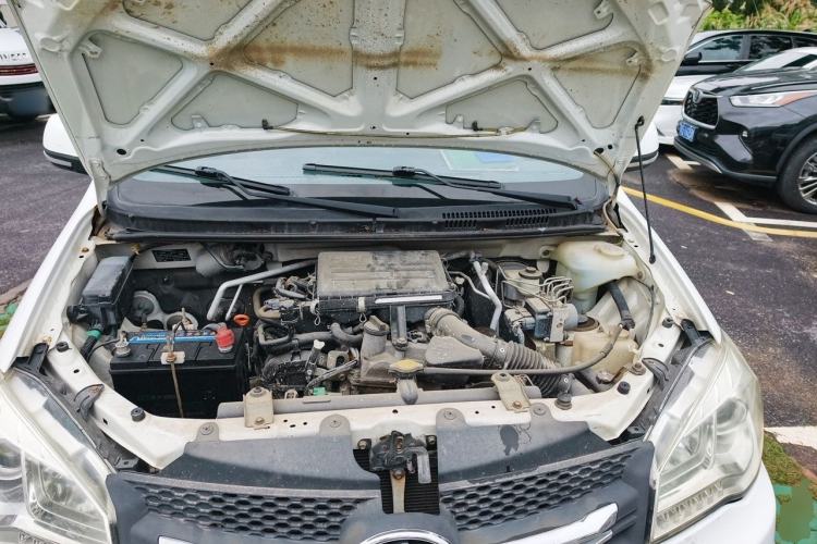 Used FAW Senya S80 2015 1.5L Manual 7-Seater Urban Edition Engine Bay