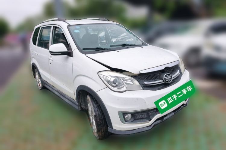 Used FAW Senya S80 2015 1.5L Manual 7-Seater Urban Edition Front Right 45 Deg