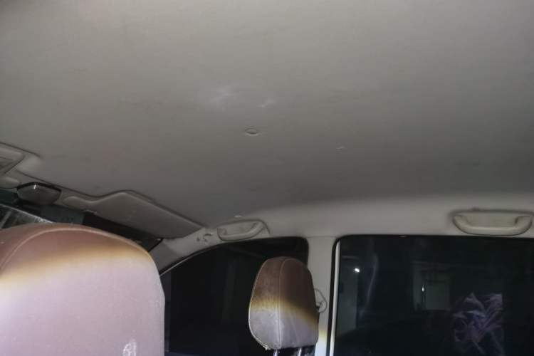 Used FAW Senya S80 2015 1.5L Manual 7-Seater Urban Edition Headliner