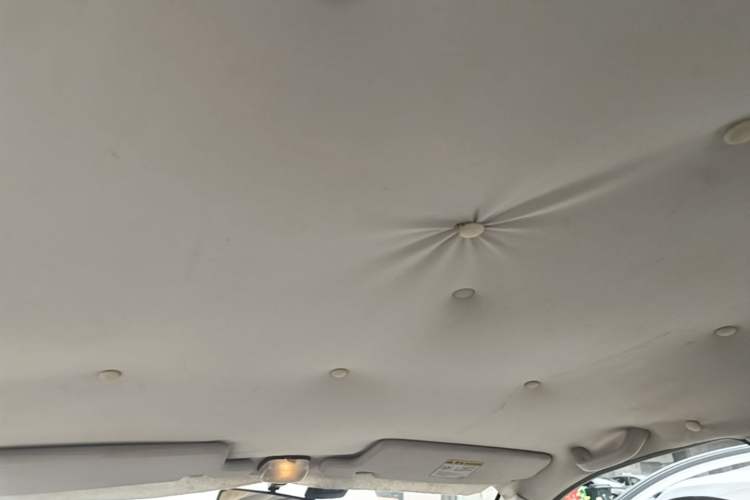 Used FAW Senya S80 2015 1.5L Manual 7-Seater Urban Edition Headliner