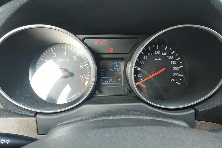 Used FAW Senya S80 2015 1.5L Manual 7-Seater Urban Edition Instrument Cluster