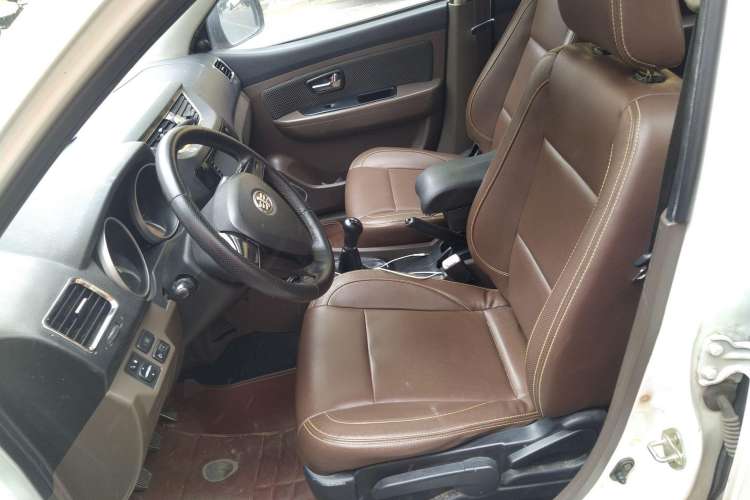 Used FAW Senya S80 2015 1.5L Manual 7-Seater Urban Edition Left Front Seat