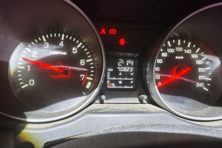 Used FAW Senya S80 2015 1.5L Manual 7-Seater Urban Edition Odometer Close Up