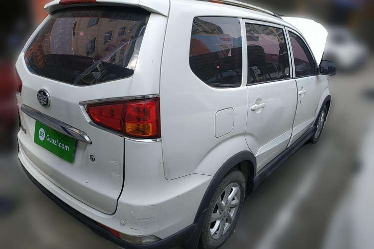 Used FAW Senya S80 2015 1.5L Manual 7-Seater Urban Edition Rear Right 45 Deg
