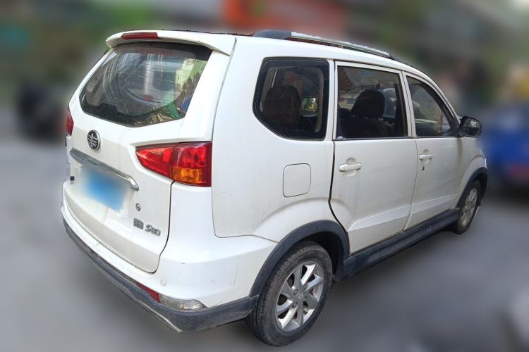 Used FAW Senya S80 2015 1.5L Manual 5-Seater Urban Edition Rear Right 45 Deg