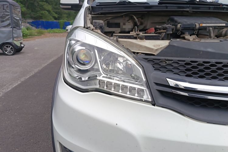 Used FAW Senya S80 2015 1.5L Manual 7-Seater Urban Edition Right Front Headlight