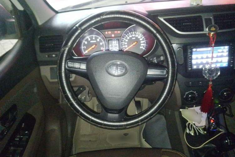 Used FAW Senya S80 2015 1.5L Manual 7-Seater Urban Edition Steering Wheel