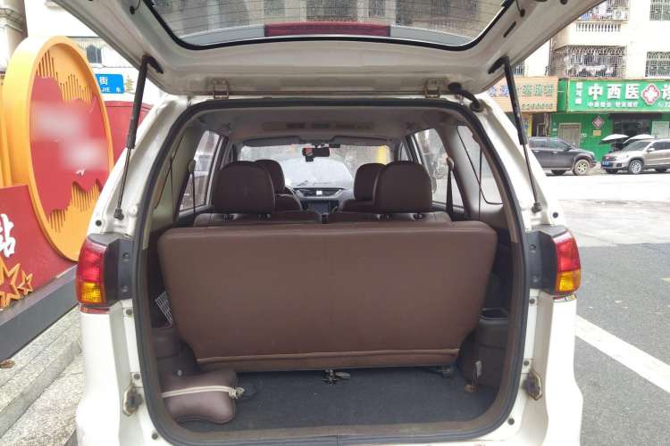 Used FAW Senya S80 2015 1.5L Manual 7-Seater Urban Edition Trunk