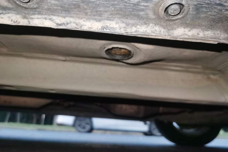 Used FAW Weile 2004 1.3L Automatic Chassis Front Right