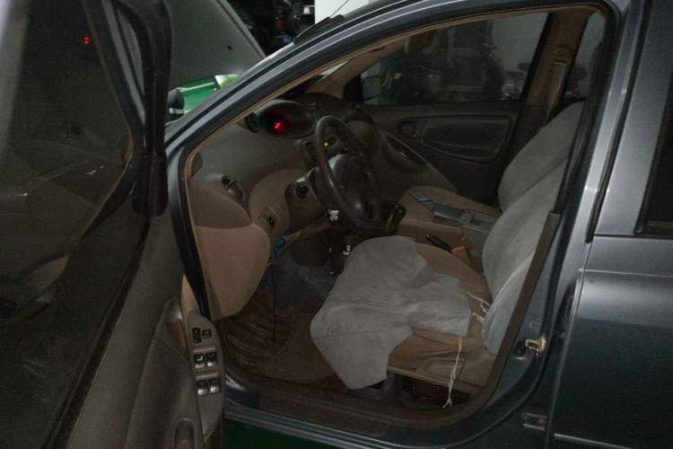 Used FAW Weile 2008 1.5L Manual Luxury Version Driver Seat