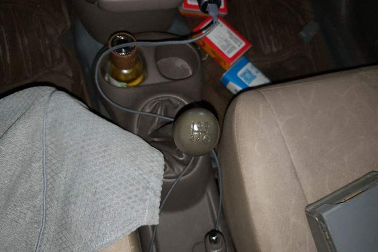 Used FAW Weile 2008 1.5L Manual Luxury Version Gear Lever