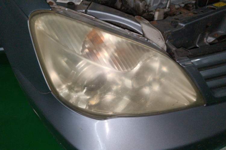Used FAW Weile 2008 1.5L Manual Luxury Version Right Front Headlight
