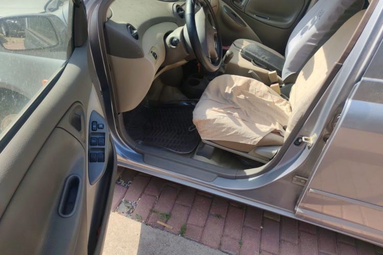 Used FAW Weile 2008 1.5L Manual Luxury Version Driver Seat