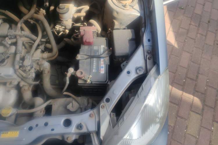 Used FAW Weile 2008 1.5L Manual Luxury Version Engine Bay Left