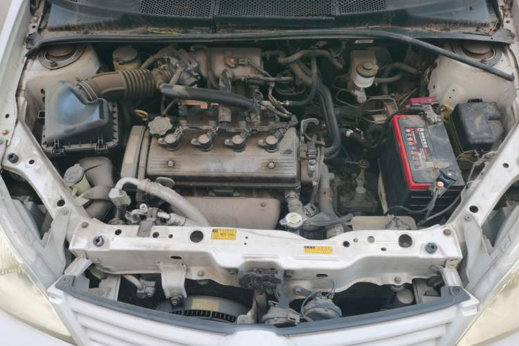 Used FAW Weile 2008 1.5L Manual Luxury Version Engine Bay