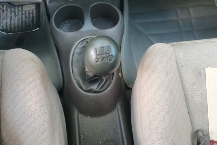 Used FAW Weile 2008 1.5L Manual Luxury Version Gear Lever