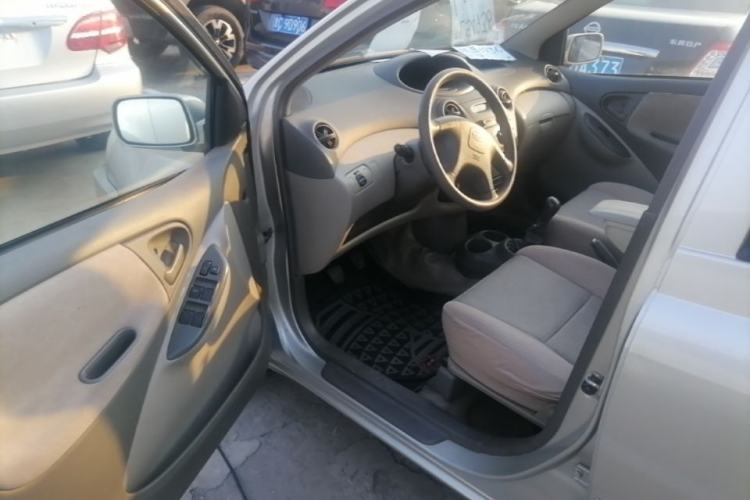 Used FAW Weile 2008 1.5L Manual Luxury Version Driver Seat